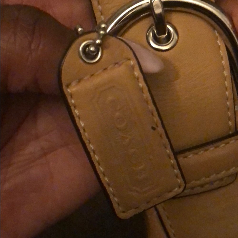 *OFFERS* COACH - Picture 4 of 8